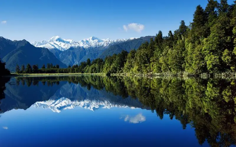 无人化电子智慧工厂